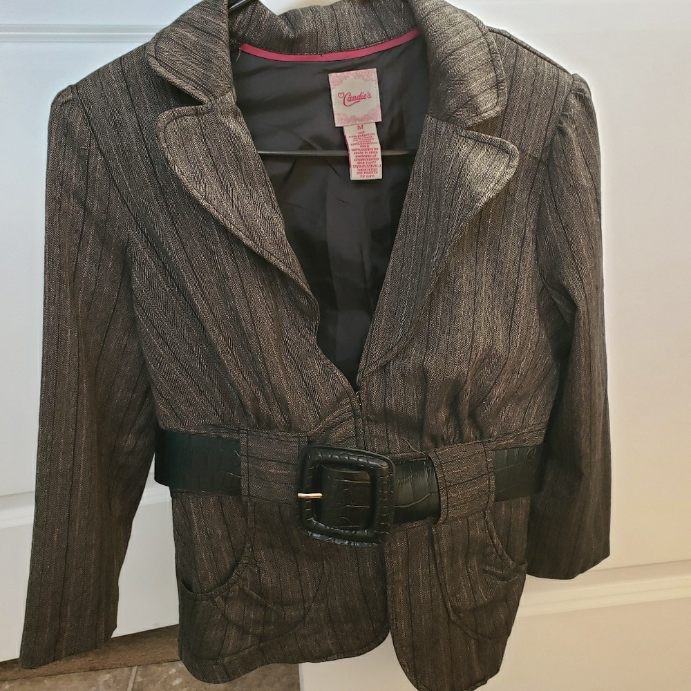 Candie's 1/2 Blazer